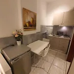 Sunset_apartments Only 15 Meters From The Sea アパートホテル ネオス・マルマラス